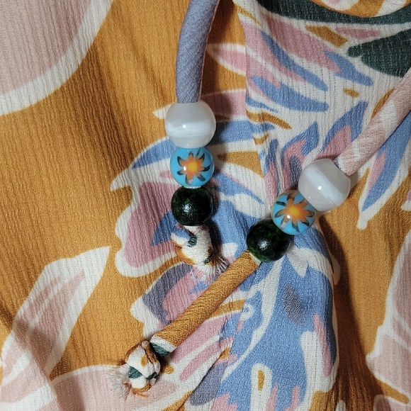 Jacqui E Multicolor Floral Blouse - Picture 6 of 16